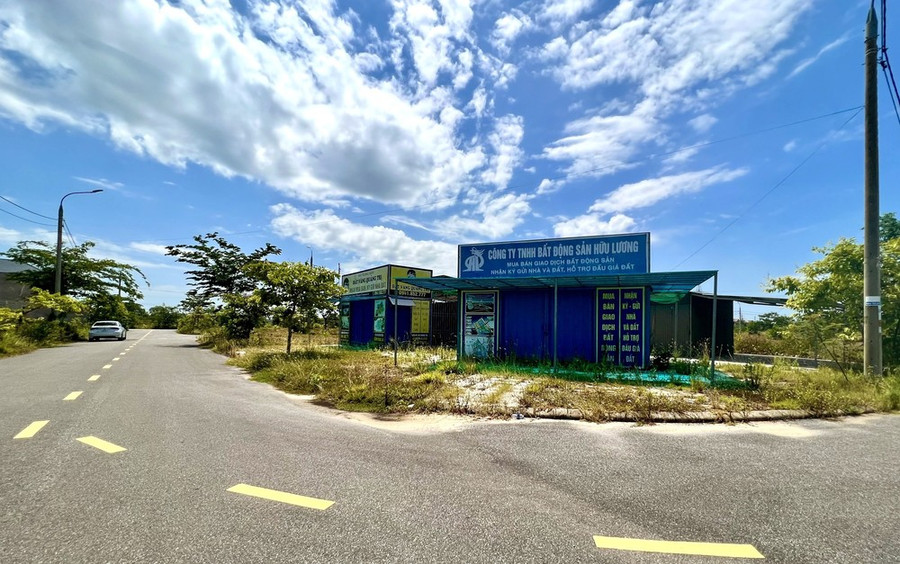 Các trường hợp quy định tại điểm b và điểm d khoản 4 Điều 114, khoản 2 Điều 172 Luật Đất đai; Các trường hợp quy định tại điểm b và điểm d khoản 4 Điều 114, khoản 2 Điều 172 Luật Đất đai;