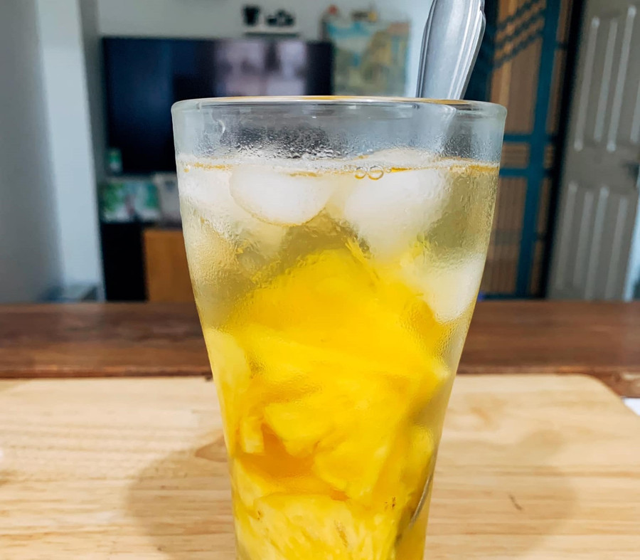 Nước ép dứa giúp giảm đau, chống viêm hiệu quả. Ảnh: Vân Nguyễn Nước ép dứa giúp giảm đau, chống viêm hiệu quả. Ảnh: Vân Nguyễn