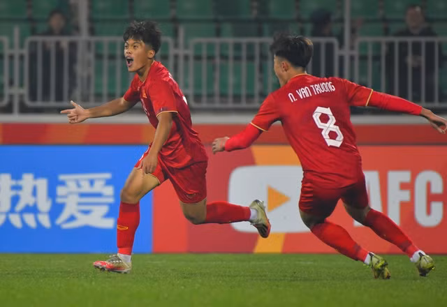 U.20 Việt Nam có nhiều ngôi sao sáng như Quốc Việt, Văn Trường. Ảnh: AFC
