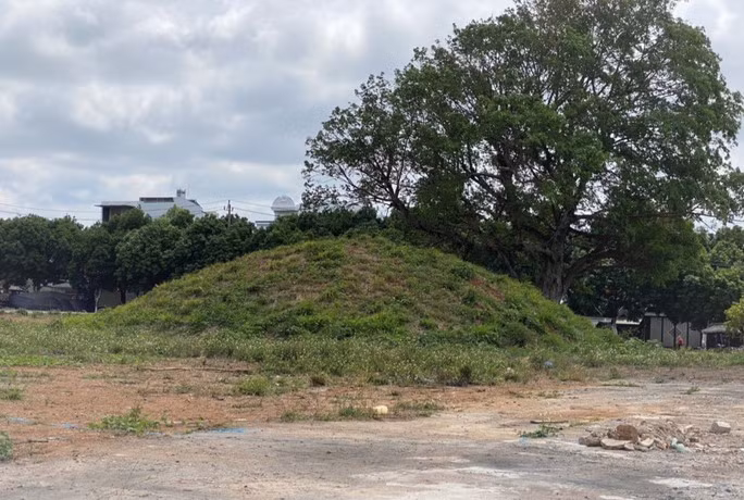 Khu vực được cho là ngôi mộ của tù trưởng Ama Blơi