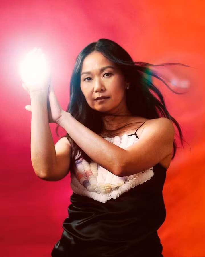 Nữ diễn viên nhận vai sau khi sinh em bé. Ảnh: Instagram Hồng Châu