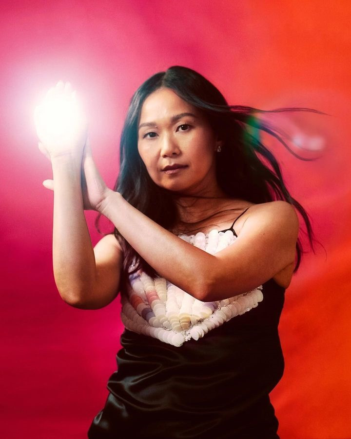 Nữ diễn viên nhận vai sau khi sinh em bé. Ảnh: Instagram Hồng Châu