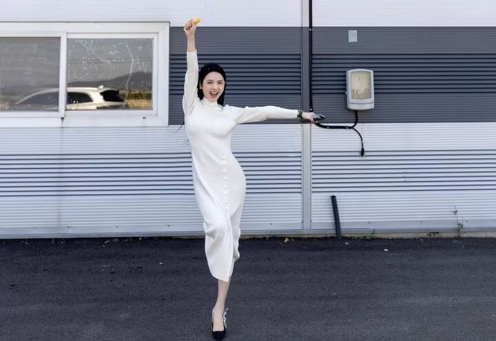 Được biết, Chu Thanh Huyền và Quang Hải dự kiến làm lễ ăn hỏi vào ngày 1/1/2024 (tức 20/11 âm lịch).