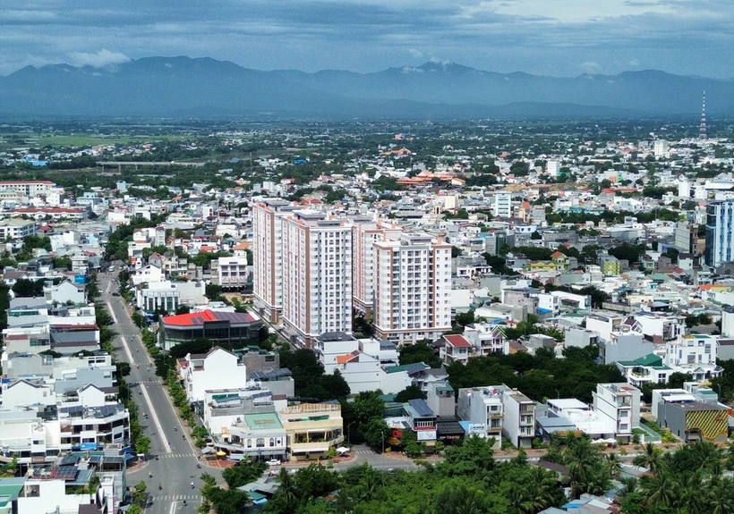 Nhà ở, chung cư được xây dựng mới ở Khu đô thị mới Đông Bắc, thành phố Phan Rang-Tháp Chàm, tỉnh Ninh Thuận. Ảnh: Nguyễn Thành/TTXVN Nhà ở, chung cư được xây dựng mới ở Khu đô thị mới Đông Bắc, thành phố Phan Rang-Tháp Chàm, tỉnh Ninh Thuận. Ảnh: Nguyễn Thành/TTXVN