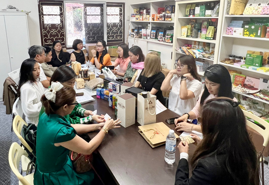 Hoạt động kết nối giữa doanh nghiệp Gia Lai và doanh nghiệp Singapore (ảnh Sở Công thương cung cấp).