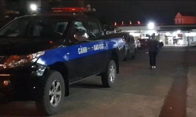 Lực lượng công an có mặt tại Bệnh viện hữu nghị Việt Nam - Cuba Đồng Hới đêm 26.2