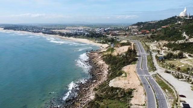 Khu vực biển Trung Lương