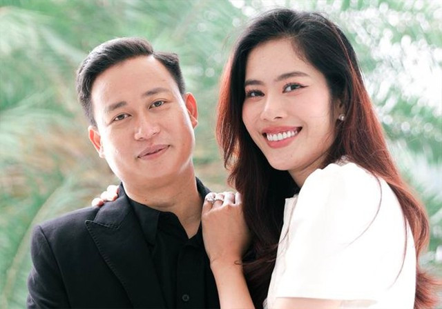 Nam Em và chồng sắp cưới liên tục có phát ngôn gây sốc Nam Em và chồng sắp cưới liên tục có phát ngôn gây sốc