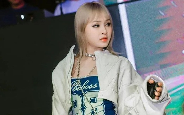 Hiền Hồ cũng tỏ ra mệt mỏi với sự gay gắt của cư dân mạng Hiền Hồ cũng tỏ ra mệt mỏi với sự gay gắt của cư dân mạng