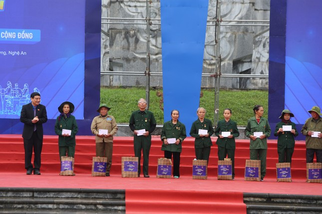 Những món quà được trao tại chương trình