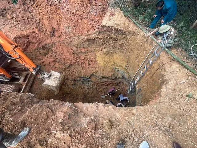 Lực lượng chức năng tìm kiếm 2 nạn nhân