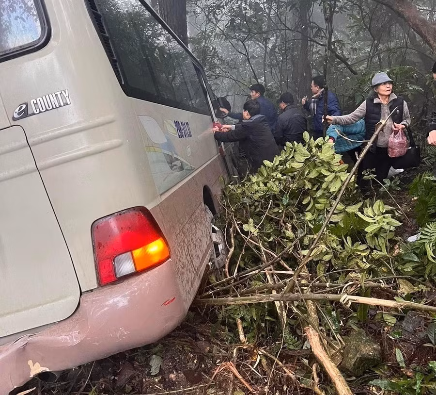 Hiện trường vụ tai nạn. Ảnh: TTXVN phát)