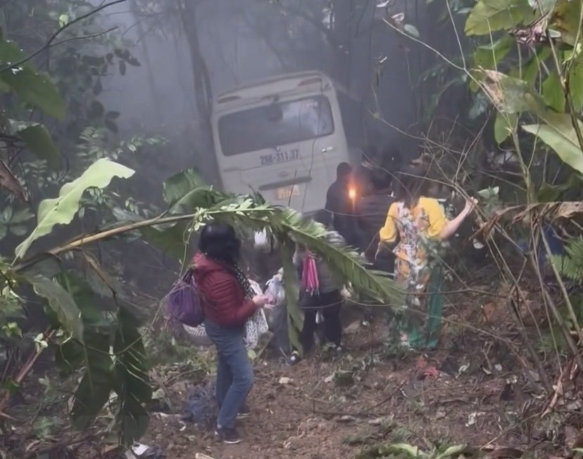 (Hiện trường vụ tai nạn. Ảnh: TTXVN phát) (Hiện trường vụ tai nạn. Ảnh: TTXVN phát)