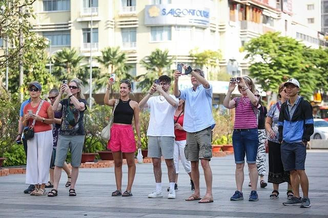 Việt Nam tăng tốc đón khách quốc tế Việt Nam tăng tốc đón khách quốc tế