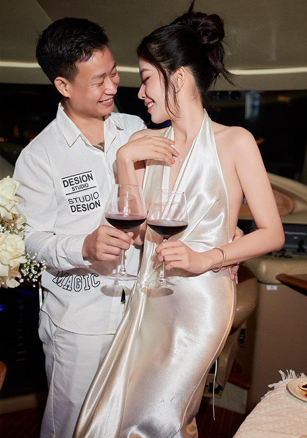 Bạn trai Nam Em mong mọi người dừng đả kích Nam Em Bạn trai Nam Em mong mọi người dừng đả kích Nam Em