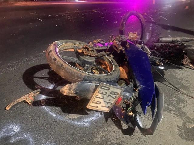 Hiện trường vụ tai nạn khiến 2 người tử vong Hiện trường vụ tai nạn khiến 2 người tử vong