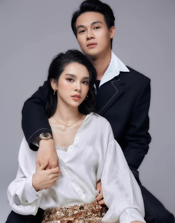 Quỳnh Lương chính thức lên tiếng chuyện đám cưới với Tiến Phát Quỳnh Lương chính thức lên tiếng chuyện đám cưới với Tiến Phát