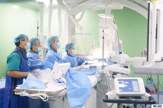 Y tế và chăm sóc sức khỏe là nghề không lo thất nghiệp