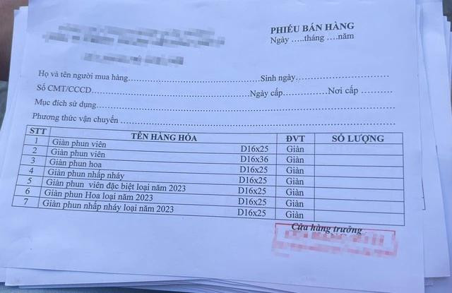 Giấy bán hàng đã được đóng sẵn dấu mộc