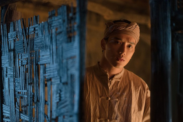 Thuận Nguyễn hóa thân vai Nhân trong phim Thuận Nguyễn hóa thân vai Nhân trong phim