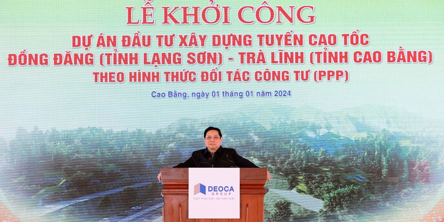 Thủ tướng Chính phủ Phạm Minh Chính phát biểu tại lễ khởi công. Ảnh: Việt Hùng/Vietnam+