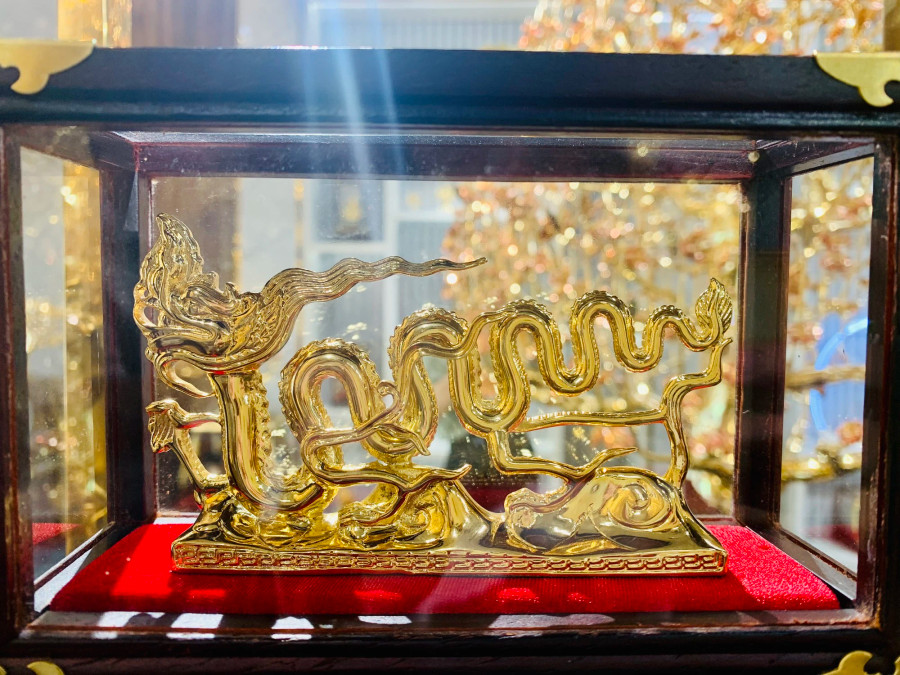 Rồng vàng sẽ có giá khác nhau tùy kích thước và mẫu mã