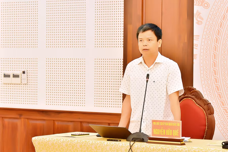 Phó Chủ tịch UBND tỉnh Nguyễn Hữu Quế phát biểu tại hội nghị. Ảnh: Đ.T