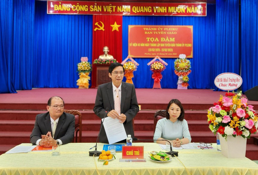 Tọa đàm kỷ niệm Ngày thành lập Ban Tuyên giáo Thành ủy Pleiku. Ảnh: B.T.D Tọa đàm kỷ niệm Ngày thành lập Ban Tuyên giáo Thành ủy Pleiku. Ảnh: B.T.D