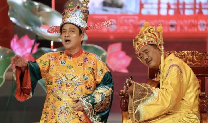 Táo giao thông luôn có cách đáp trả rất thâm sâu, hài hước khiến cho khán giả phải cười nghiêng ngả.