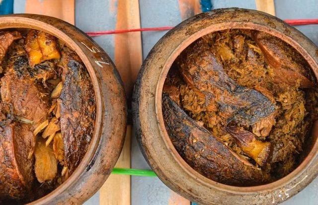 Cá kho làng Vũ Đại ăn với cơm gạo mới thì hết ý luôn!