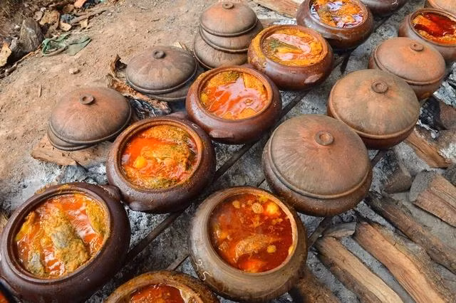 Quy trình "thu góp đặc sản" cũng rất công phu