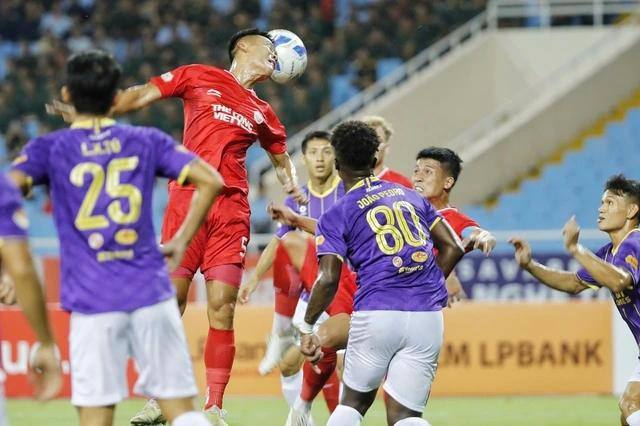 Thể Công Viettel phung phí trước cầu môn CLB Hà Nội