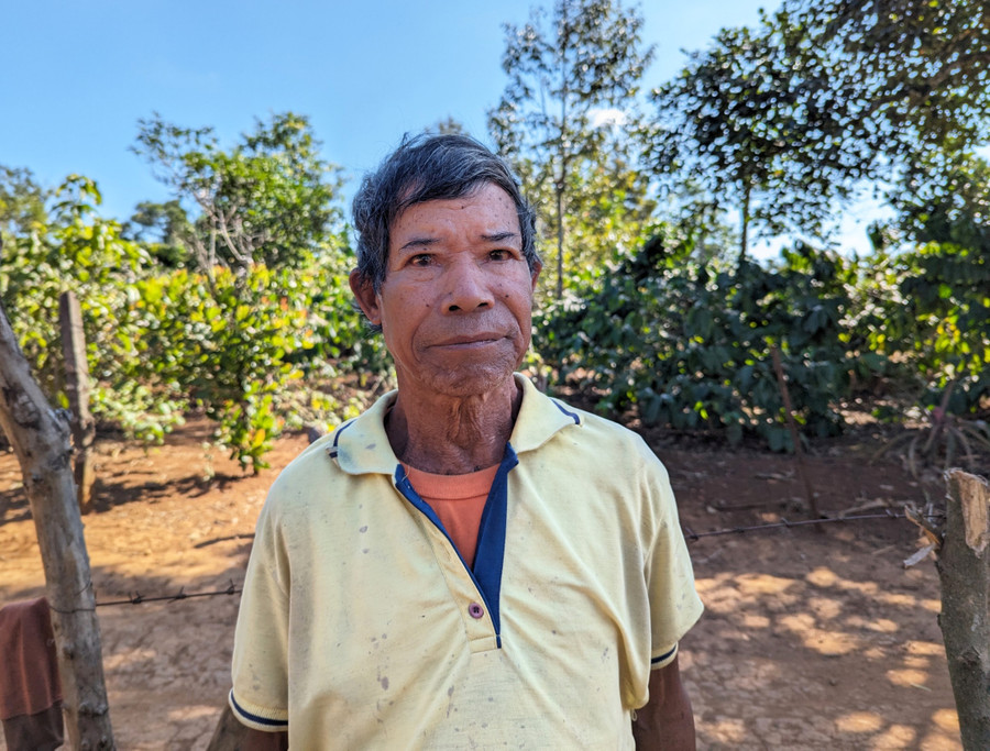 Ông Puih Minh là người chứng kiến du kích Puih Glớ bắn hạ trực thăng Mỹ ngày 12-5-1970. Ảnh: N.Q.T Ông Puih Minh là người chứng kiến du kích Puih Glớ bắn hạ trực thăng Mỹ ngày 12-5-1970. Ảnh: N.Q.T