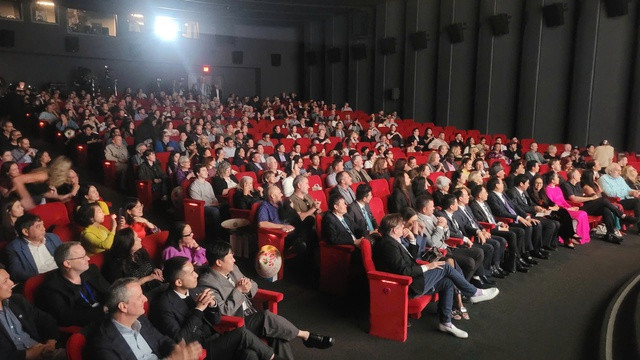 Các đại biểu tham dự chương trình xúc tiến du lịch - điện ảnh Việt Nam tại Mỹ với chủ đề "Việt Nam - Điểm đến mới của Điện ảnh thế giới". Ảnh: Thúy Hà Các đại biểu tham dự chương trình xúc tiến du lịch - điện ảnh Việt Nam tại Mỹ với chủ đề "Việt Nam - Điểm đến mới của Điện ảnh thế giới". Ảnh: Thúy Hà