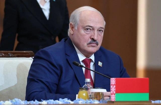 Tổng thống Belarus Alexander Lukashenko tham dự hội nghị thượng đỉnh Tổ chức Hợp tác Thượng Hải tại Astana (Kazakhstan) ngày 4.7 Tổng thống Belarus Alexander Lukashenko tham dự hội nghị thượng đỉnh Tổ chức Hợp tác Thượng Hải tại Astana (Kazakhstan) ngày 4.7
