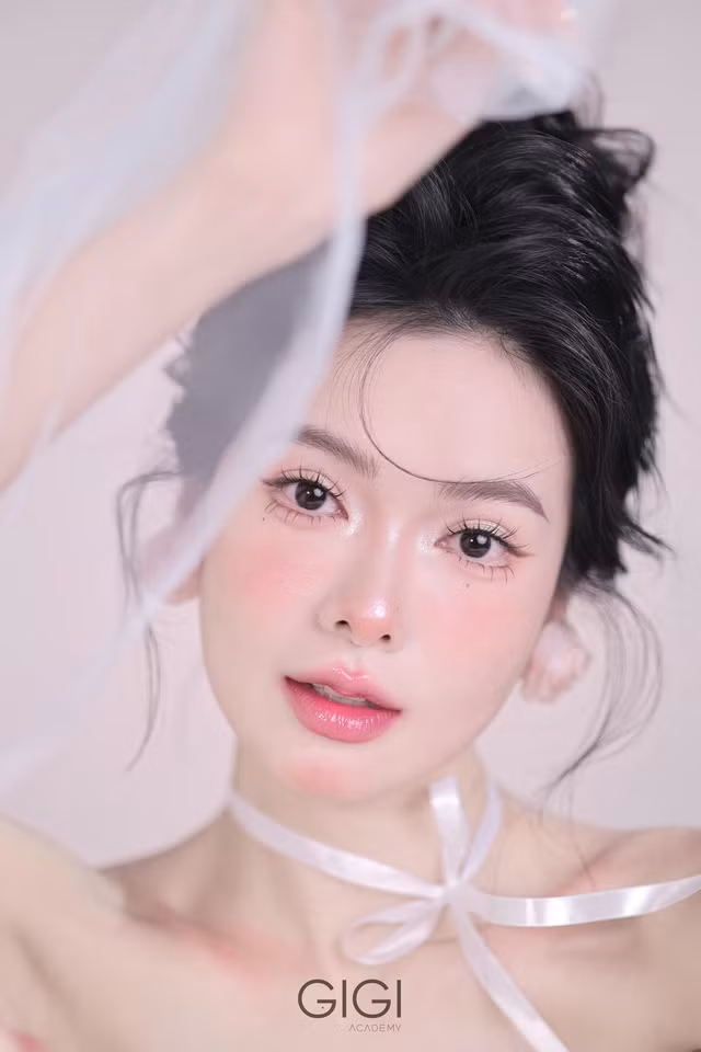 Vẻ ngoài xinh xắn của Yên Đan