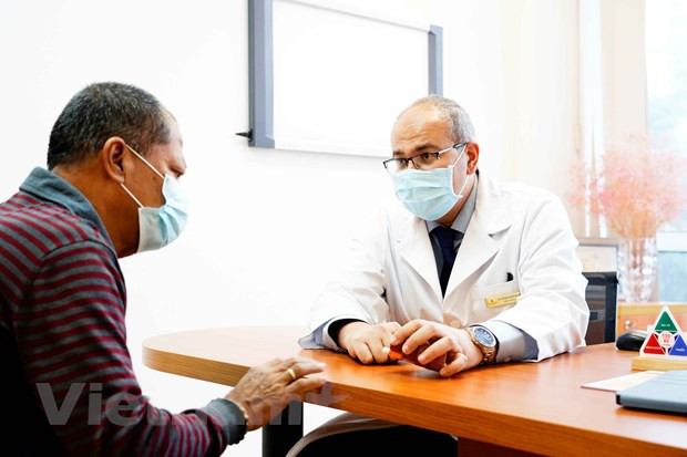 Mục tiêu của tiêu chuẩn ACC không chỉ là giải quyết bệnh mà còn phải đo lường được mức độ cải thiện chất lượng cuộc sống cho người bệnh sau điều trị. Nguồn: Vietnam+