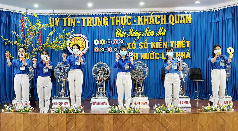 Trong tháng 1-2023, doanh thu xổ số kiến thiết của Công ty TNHH Xổ số kiến thiết tỉnh Gia Lai đạt 55,8 tỷ đồng. Ảnh: Sơn Ca Trong tháng 1-2023, doanh thu xổ số kiến thiết của Công ty TNHH Xổ số kiến thiết tỉnh Gia Lai đạt 55,8 tỷ đồng. Ảnh: Sơn Ca