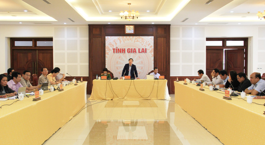 Quang cảnh hội nghị tại điểm cầu UBND tỉnh. Ảnh: Minh Nguyễn Quang cảnh hội nghị tại điểm cầu UBND tỉnh. Ảnh: Minh Nguyễn