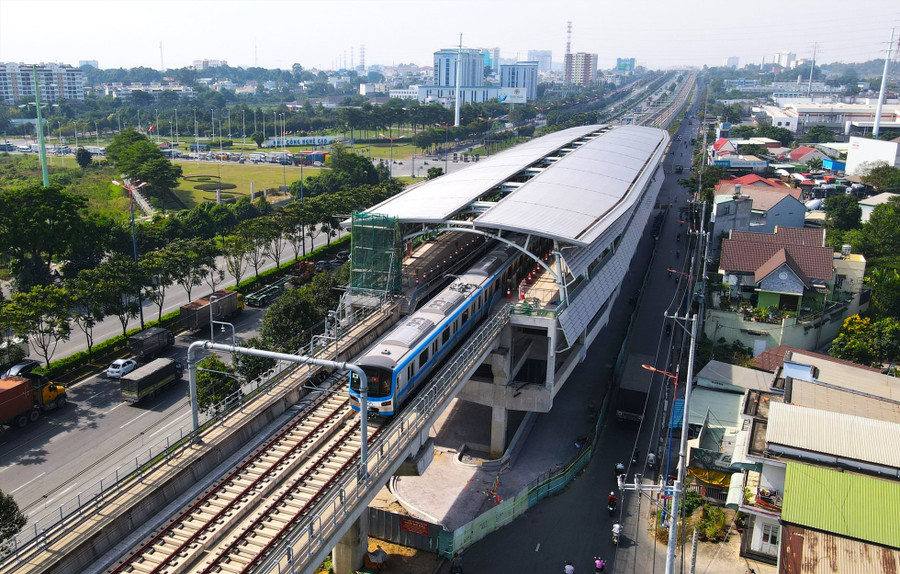 Metro số 1 nằm trong số bốn dự án quan trọng quốc gia ở TPHCM. Ảnh: Anh Tú
