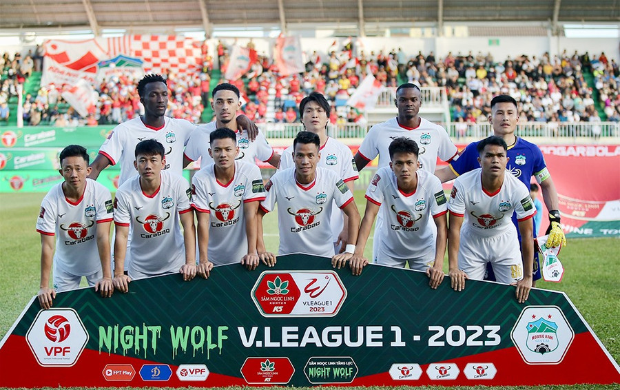 Đội hình Hoàng Anh Gia Lai trận ra quân V.League 2023. Ảnh: VPF