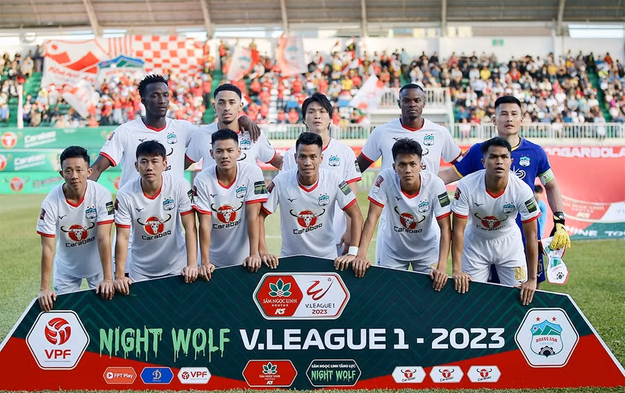 Đội hình Hoàng Anh Gia Lai trận ra quân V.League 2023. Ảnh: VPF