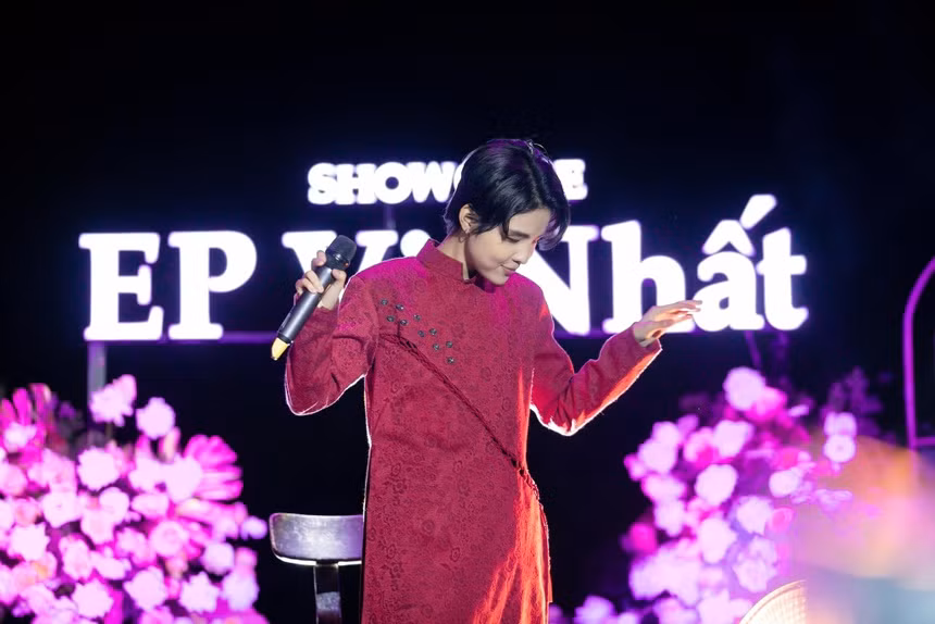 Hình ảnh Vũ cát Tường trong đêm nhạc.