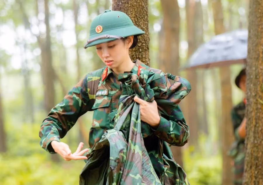 Thùy Tiên hiện là gương mặt được các thương hiệu, chương trình săn đón. Cô đắt show quảng cáo, chụp ảnh tạp chí và xuất hiện trên nhiều chương trình giải trí ăn khách. Mới đây nhất, người đẹp tham gia Sao nhập ngũ với mong muốn được trải nghiệm môi trường quân đội, có cơ hội học hỏi, rèn luyện lối sống kỷ luật. Trước đó, cô cũng tích cực quảng bá lối sống, văn hóa, con người Việt Nam qua các sê ri thực tế cá nhân: Đu đêm, "Nong dân".