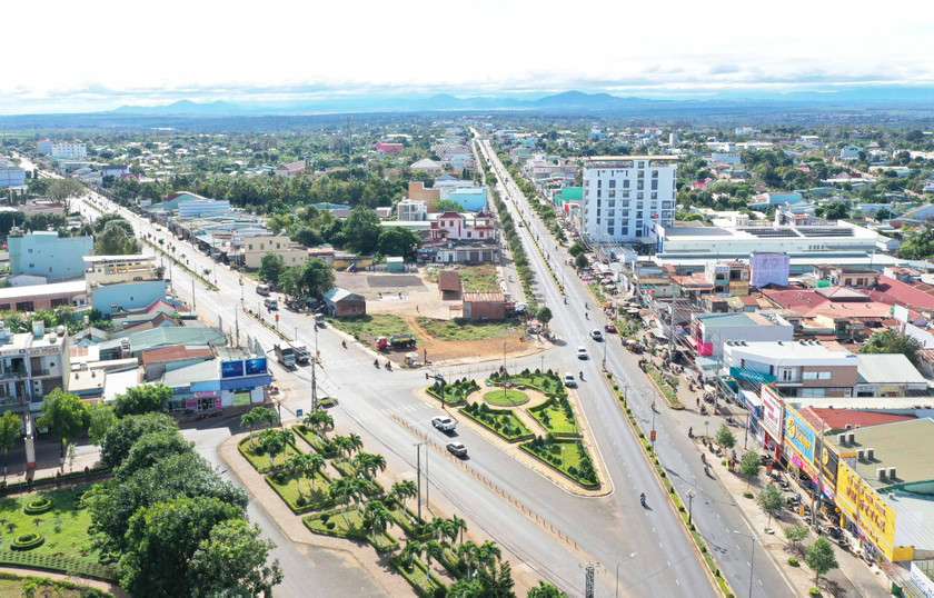 Thị trấn Chư Sê ngày càng khang trang, hiện đại. Ảnh: Q.T Thị trấn Chư Sê ngày càng khang trang, hiện đại. Ảnh: Q.T