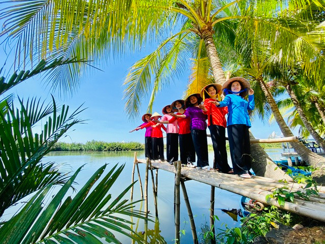 Rừng dừa nước Cà Ninh (xã Bình Phước, H.Bình Sơn, Quảng Ngãi)