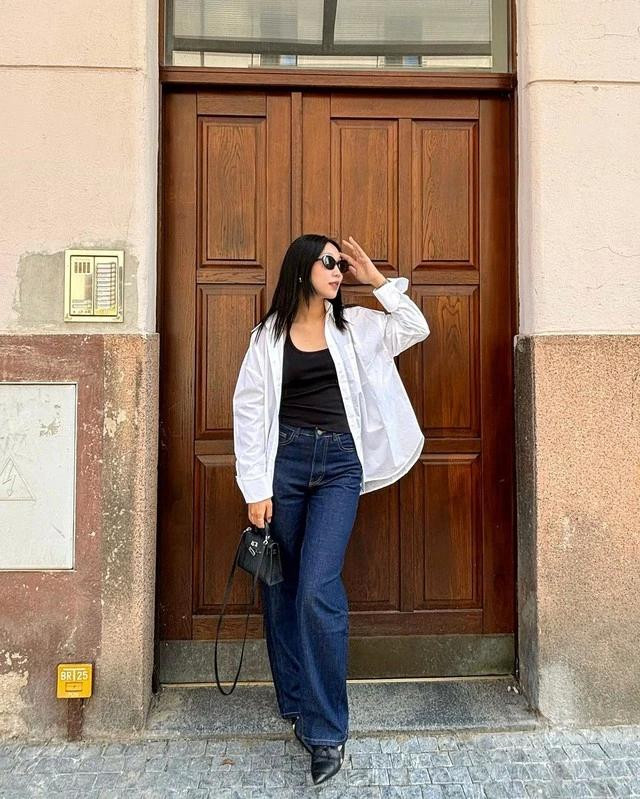 Quần jeans xanh cổ điển vừa hợp với street wear, vừa phù hợp mặc hằng ngày Quần jeans xanh cổ điển vừa hợp với street wear, vừa phù hợp mặc hằng ngày