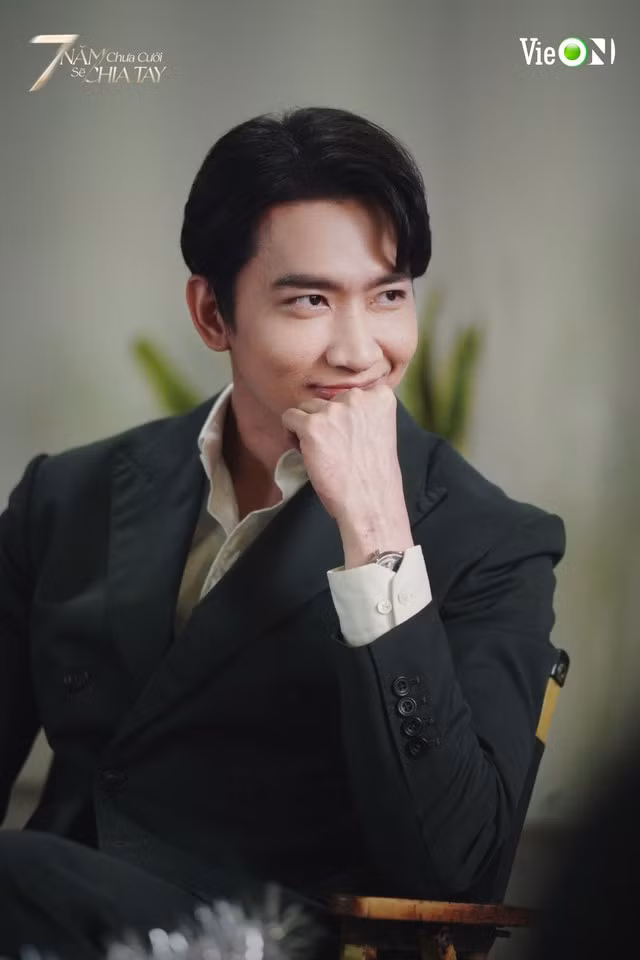 Võ Cảnh để lại ấn tượng với vai Minh Huy – chàng thiếu gia nhà giàu lạnh lùng, yêu mà sĩ