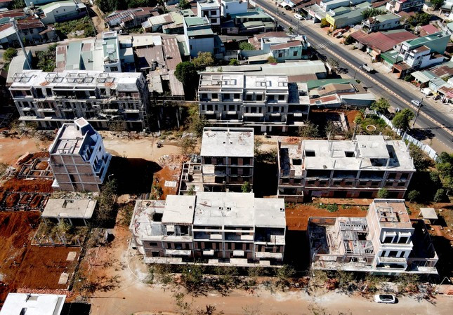 Dự án trên hiện đang ngổn ngang, chưa hoàn thiện. Dự án trên hiện đang ngổn ngang, chưa hoàn thiện.