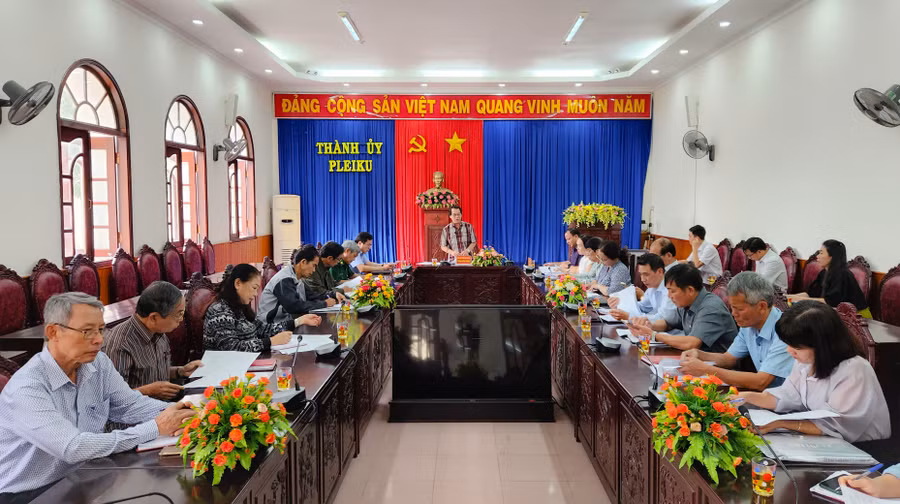 Quang cảnh buổi làm việc. Ảnh: Bá Bính Quang cảnh buổi làm việc. Ảnh: Bá Bính